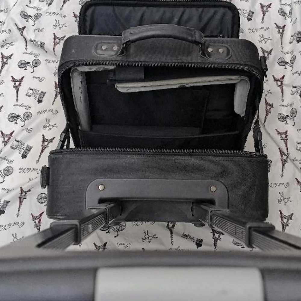 Black Men's Carry-On Brief Bag